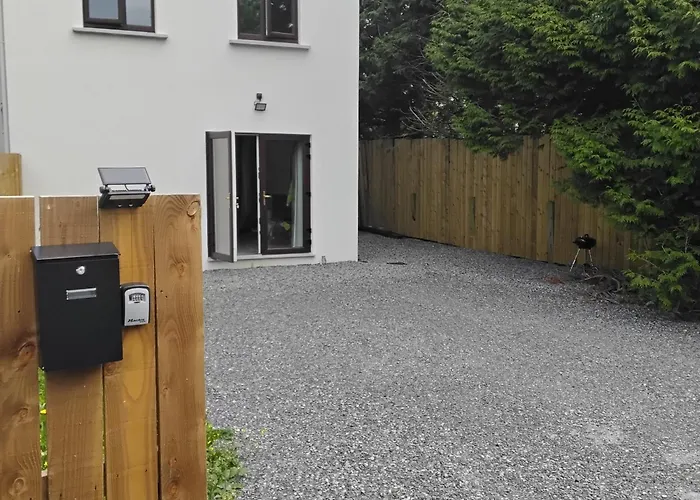 度假居 Rossaveal Farm *